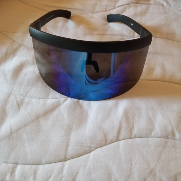 Other - Visor shades💲